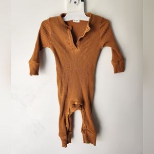 Pat Pat onesie, size 0-3 m